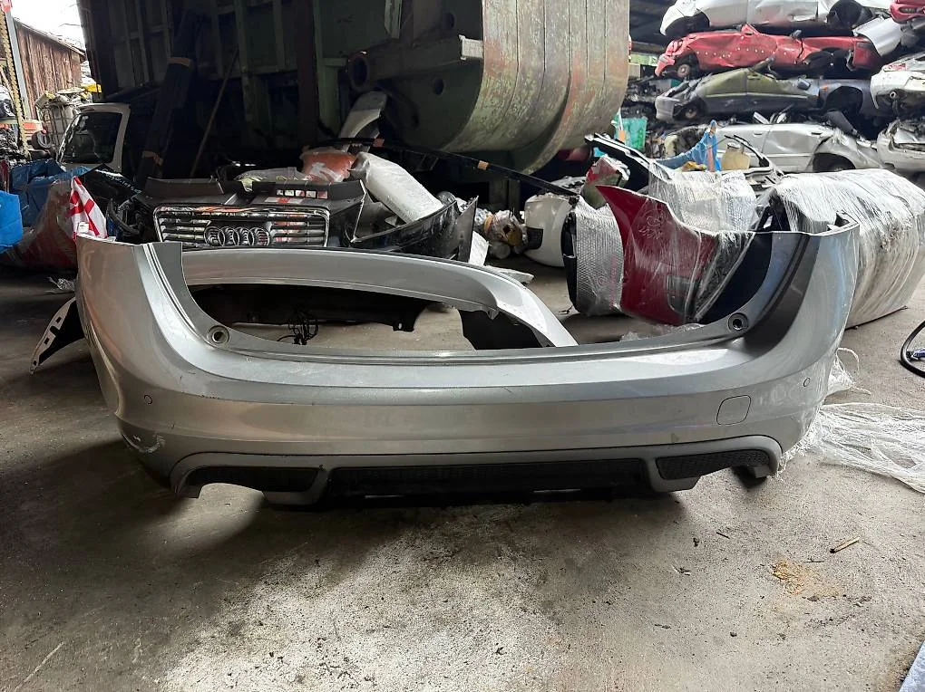 Volvo V60 Silber Hintere Stossstange 2011-2014