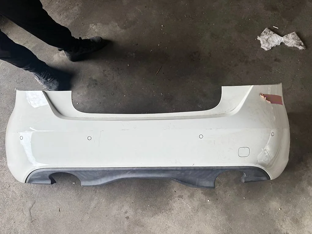 Mercedes A-Klasse W176 Weiss Hintere Stossstange 2012-2015
