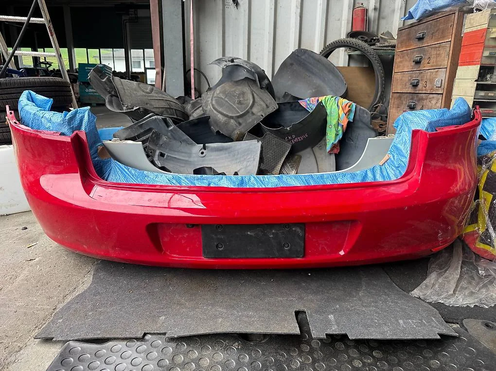 VW Golf Rot Hintere Stossstange 2009-2013