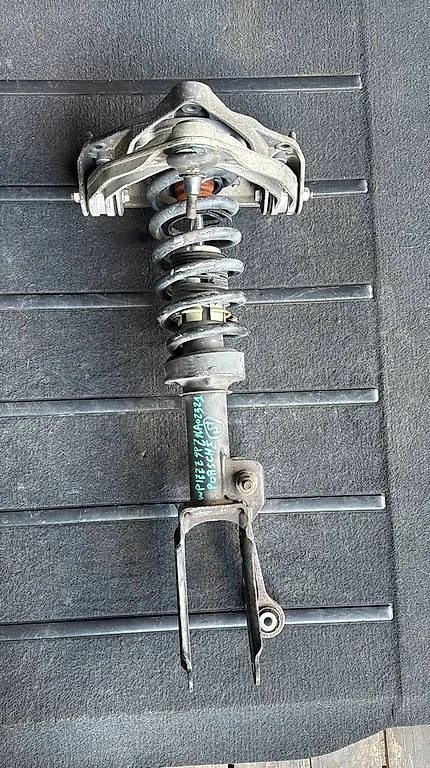 Porsche Cayenne 957 Federbein Vorne Rechts Original