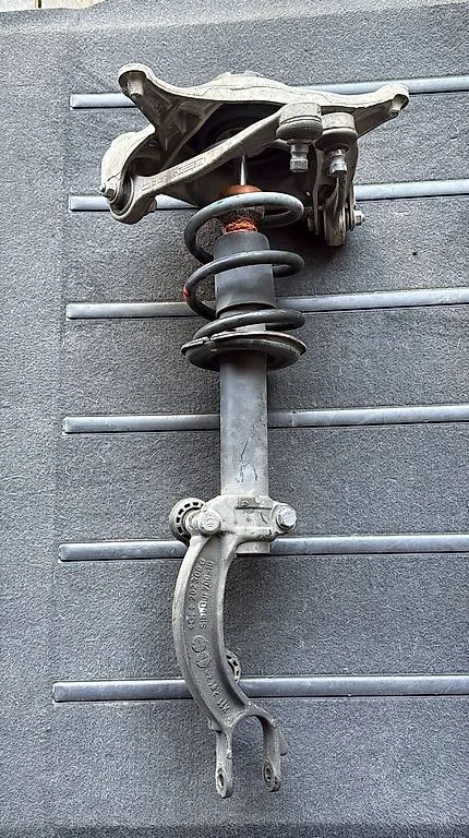 Audi A4 B8 Federbein Vorne Links Original