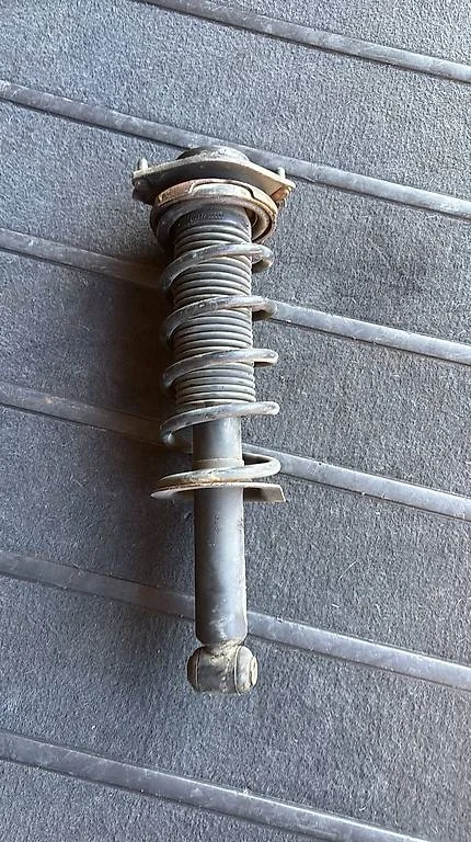 VW Golf 7 Federbein Vorne Links Original