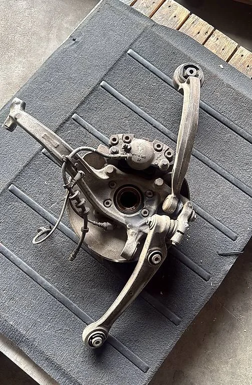 Audi A5 8T Achsschenkel Vorne Komplett Original