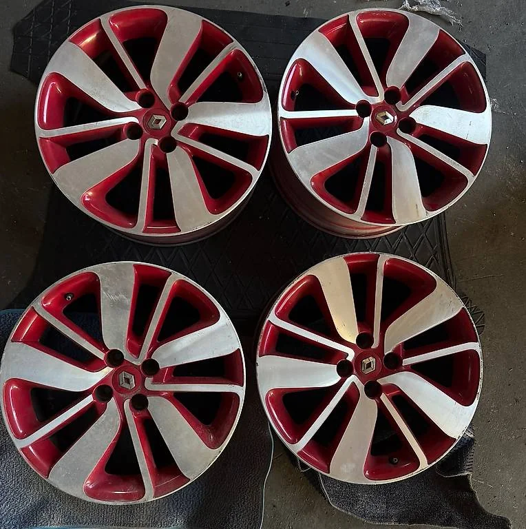 Renault Clio MK4 17 Zoll Felgen Drenalic Red Diamond Cut