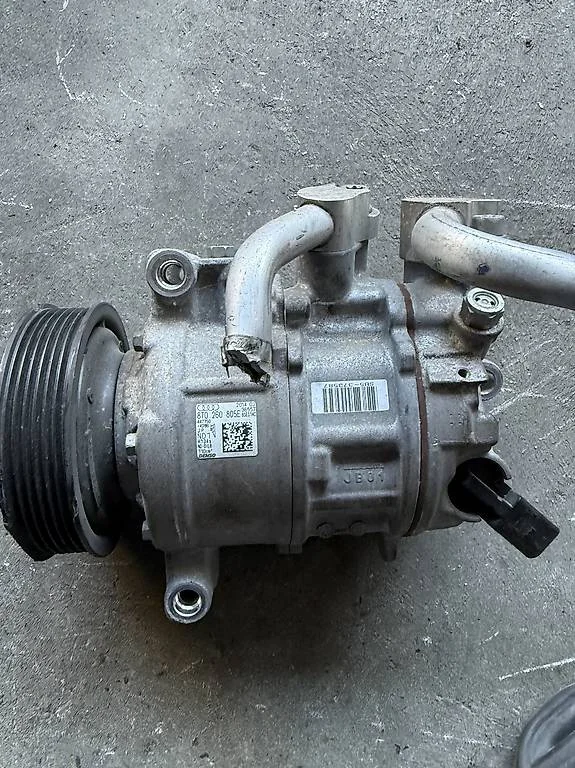 Klimakompressor Denso 8T0260805E Audi A4 A5 Q5