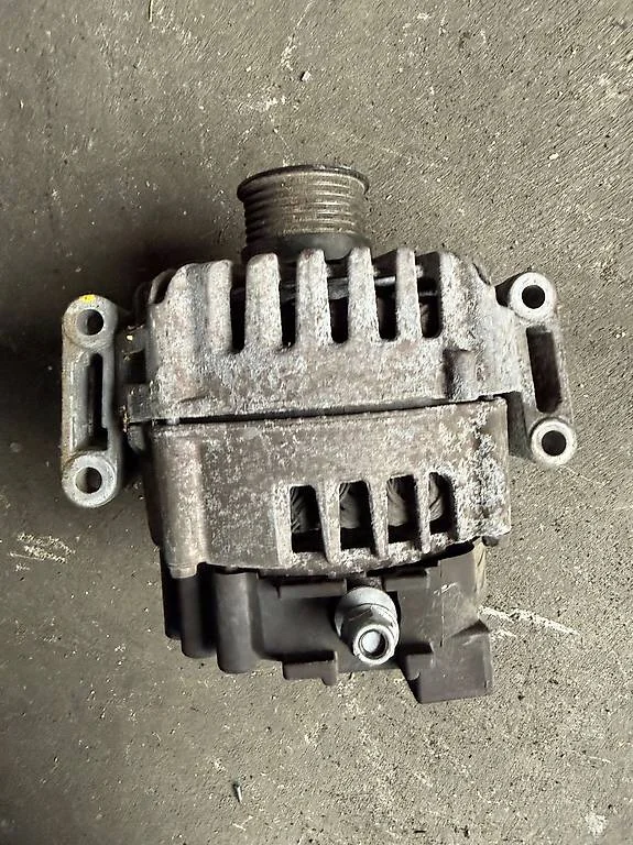 Mercedes Valeo Lichtmaschine 200A A0009062822